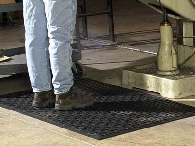 Andersen [430] Comfort Scrape™ Wet/Oily Area Anti-Fatigue Floor Mat - Black - 3/8" Thickness - Commercial Anti-Fatigue &amp; Cushioned Matting