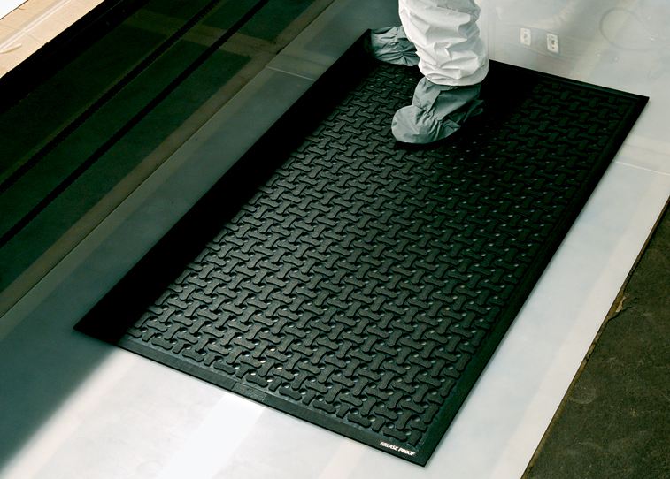 Wet Step Slip-Resistant Anti-Fatigue Mat - FloorMatShop - Commercial Floor  Matting & Custom Logo Mats