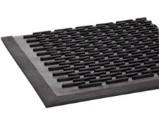 Crown Scraper Mat SBR Rubber - Black TD-0310BK